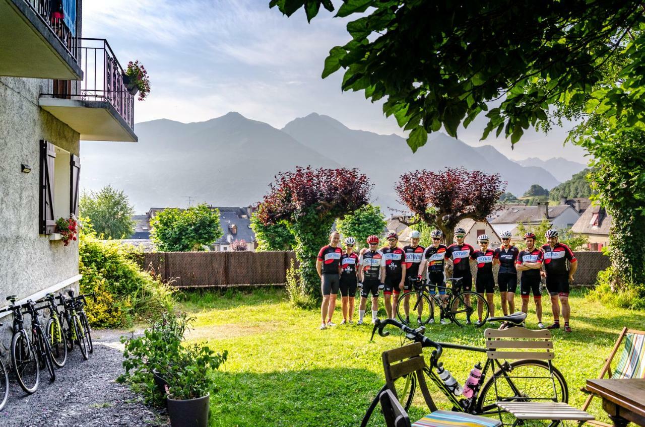 Pyrenees Cycling Lodge Сен-Савен Экстерьер фото