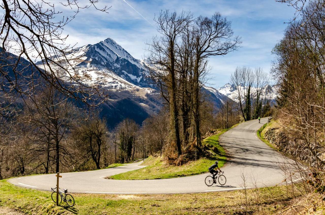 Pyrenees Cycling Lodge Сен-Савен Экстерьер фото