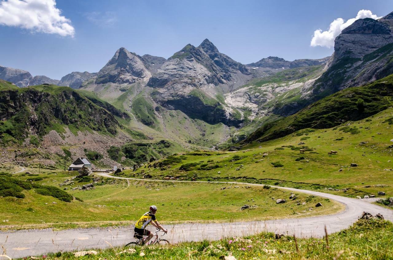 Pyrenees Cycling Lodge Сен-Савен Экстерьер фото
